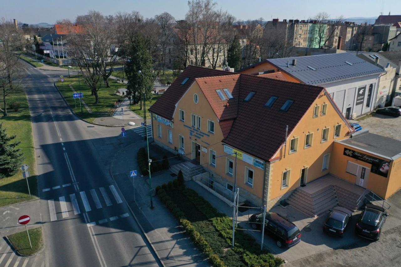 Apartamenty P7 Dzierżoniów Екстериор снимка