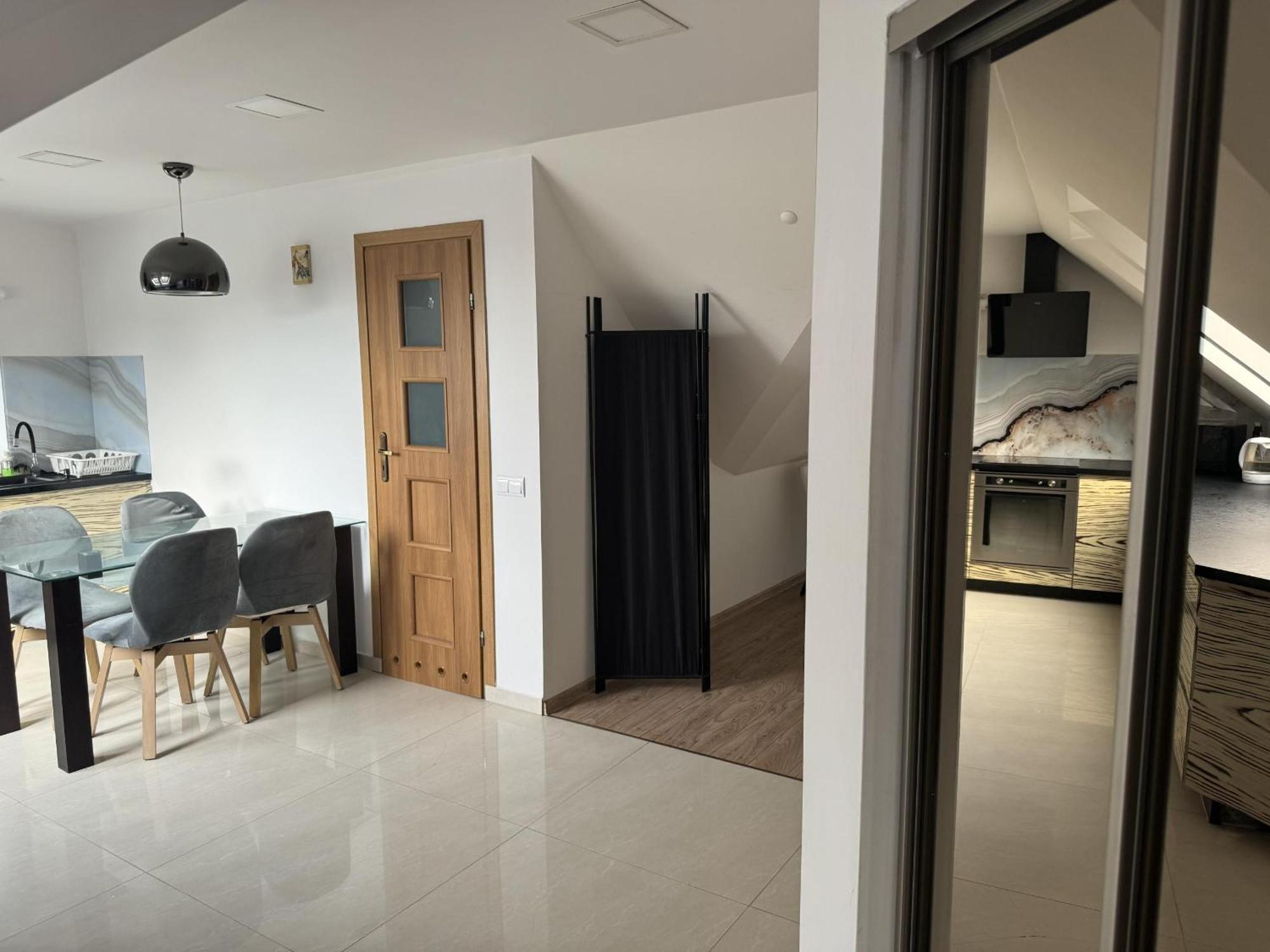 Apartamenty P7 Dzierżoniów Екстериор снимка
